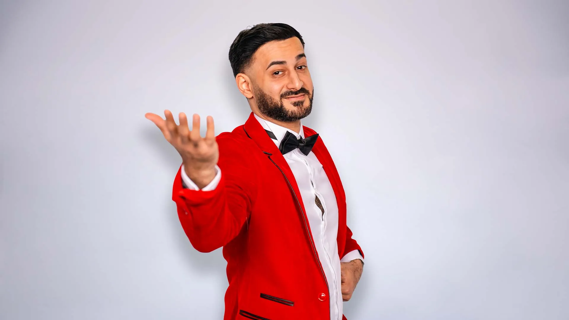 Daniel Baraev - Hochzeitsmoderator & Tamada